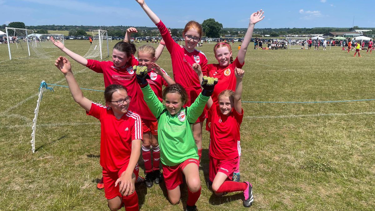 FCRedwingGirls's tweet photo. A fantastic weekend for @fcredwinggirls as our teams took part not only in our fantastic @FCRedwingEssex tournament, but also the @intersports_fc one too.

Great performances all round, and a couple of finals too. 

The future’s bright for all our Buzzards!

#weareredwingers https://t.co/27s15QI17f