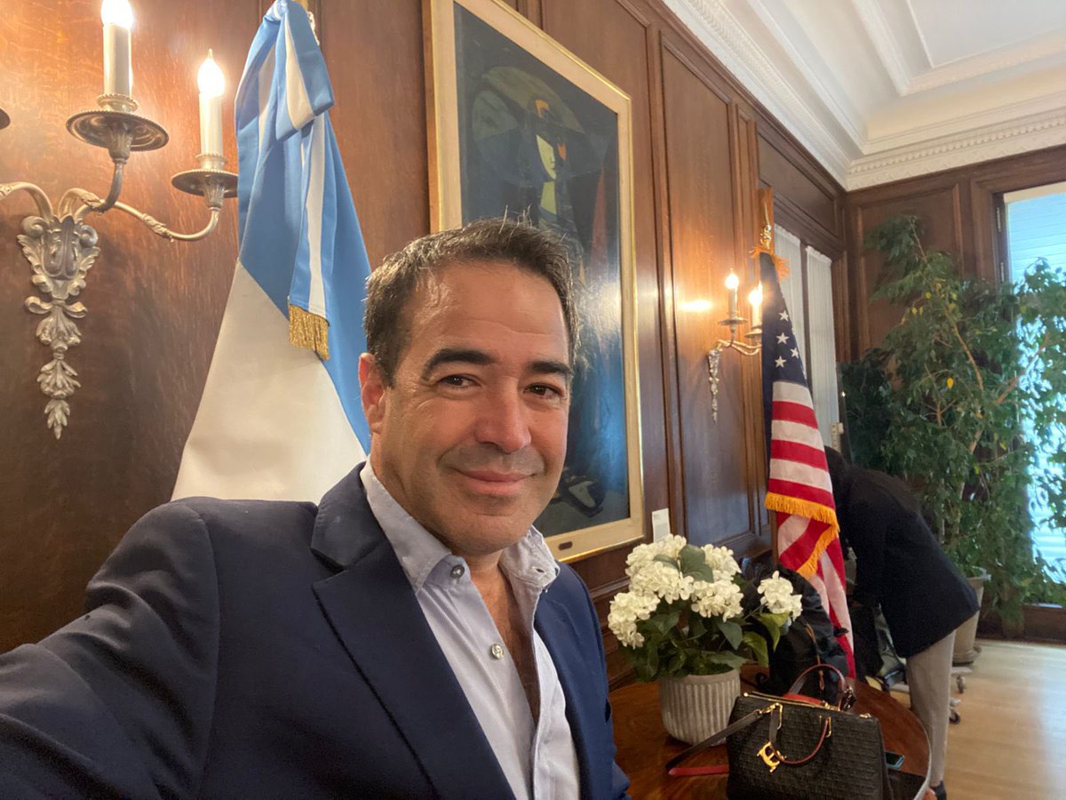 Banco de Bosques tweet media