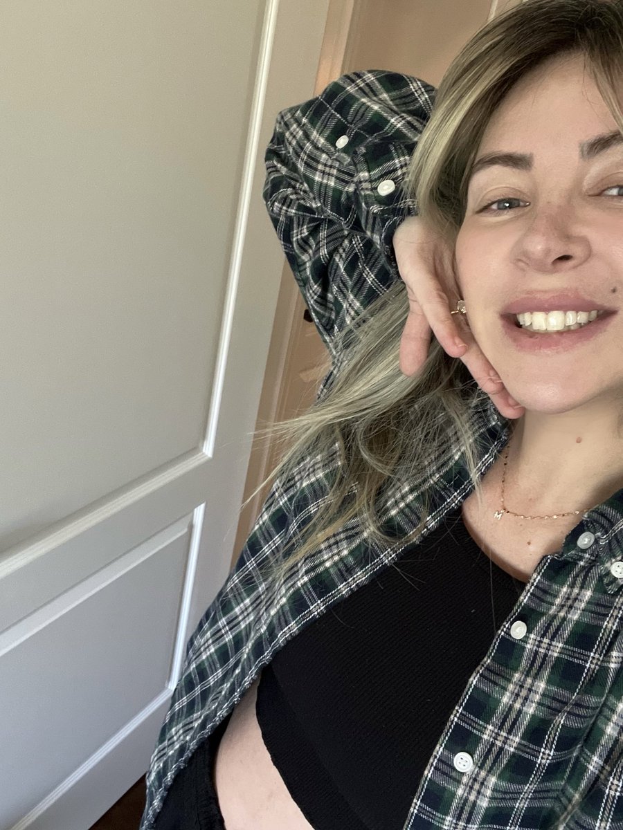 bigteesmallgirl's tweet image. Just checking in to say Hi 
ily all . I’ll be more active soon I’m just soaking in the fact that I created a lil being . A sibling for u all. He is chillin and also says hi.