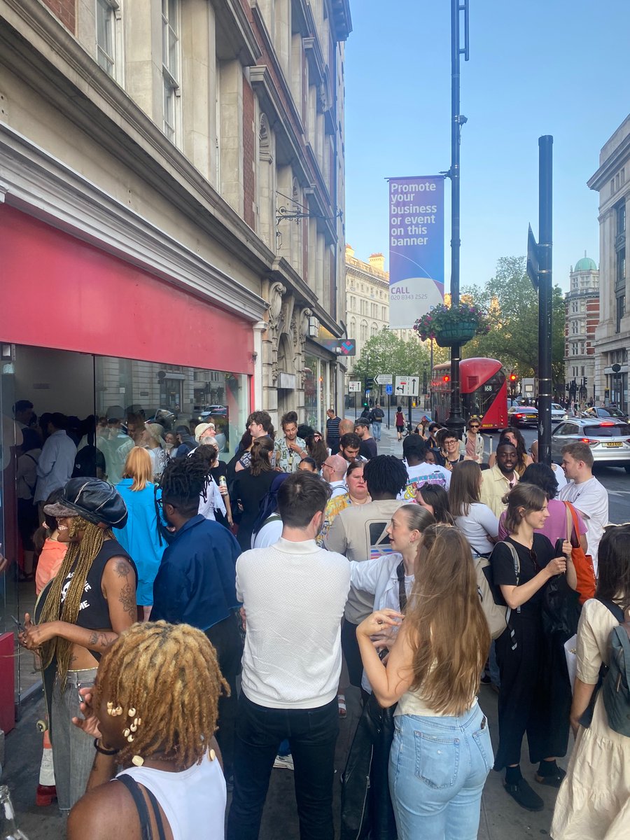 MIKERDEVRIES's tweet image. Recent works and shows