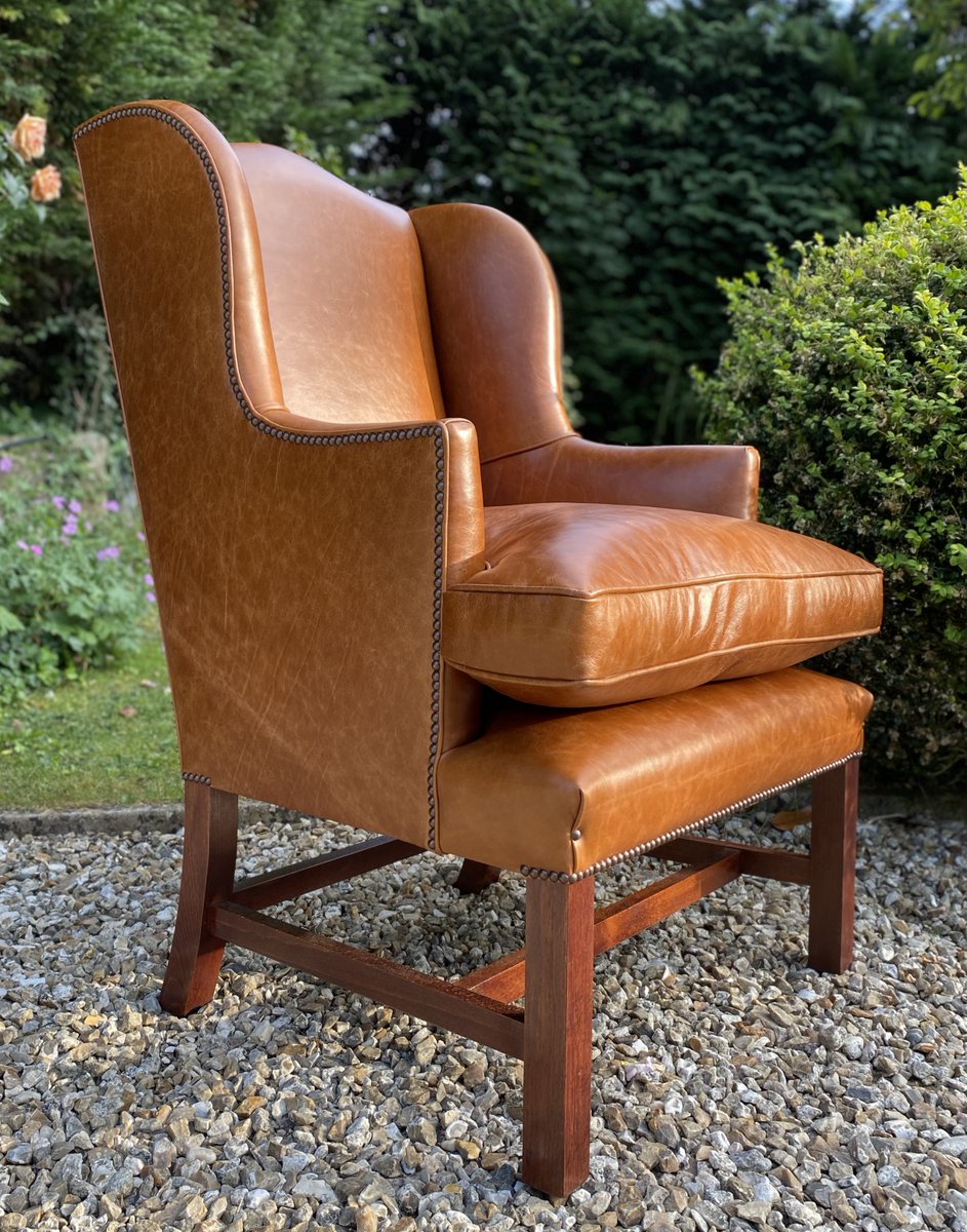LeatherChairsUK's tweet image. We copied this ('Chapman') wing chair from an original at The American Museum in Bath many years ago #wingchair #leatherwingchair #chapmanchair #leatherclubchair #englishwingchair #leatherchairsofbath #leatherchair #clubchair #americanmuseumbath #tanleather