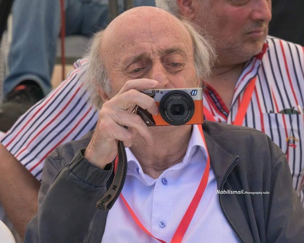 sadoz13's tweet photo. يا بيك @walidjoumblatt بمشوار واحد لعند @sleimanfrangieh بتطلع #pro عالآخر و عال #hasselbad الكبيرة. #nikon #canon #fuji قول شو بدك بس بالخدمة 🙆♂️ https://t.co/3c8KPrtIZU