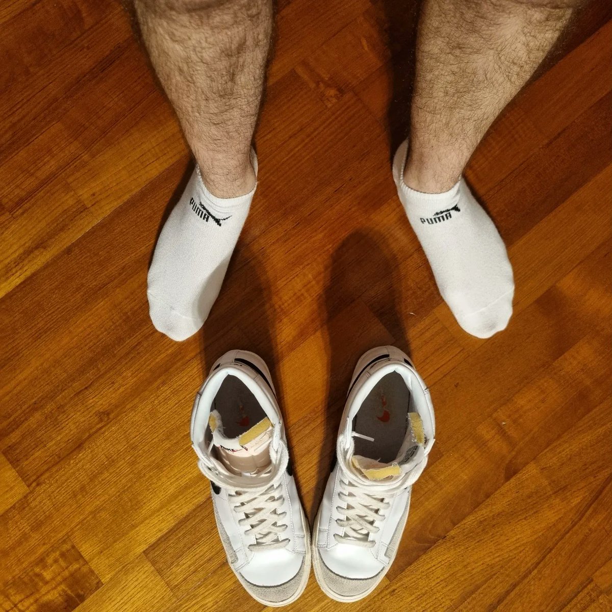 max_sneaks96's tweet photo. Same🔥#pumasocks and #nikeblazer
...
#sneakers #socks #feet #customcontent #customvideo #selling_content #sellingvideo https://t.co/ZH7omdlLJy