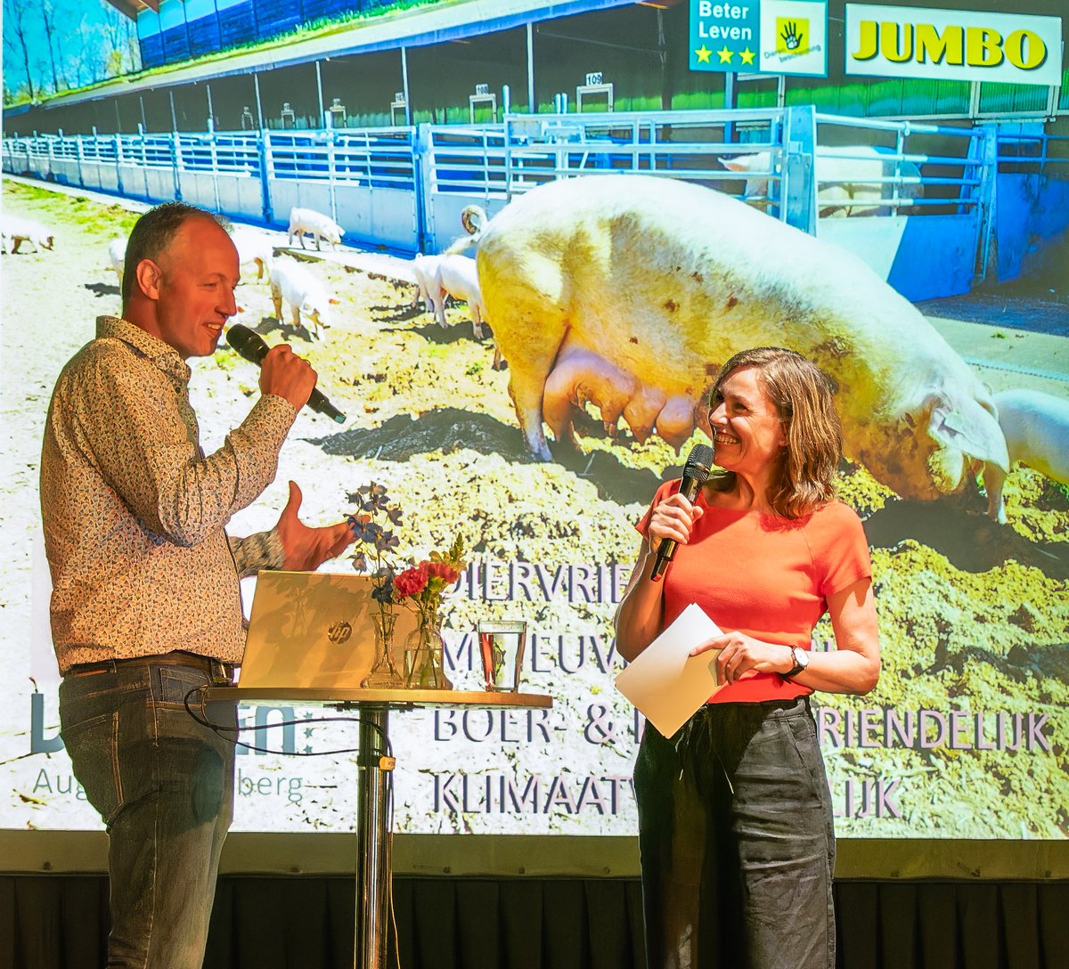 Donderdag jl. was ik spreker op stakeholderevent van <a href="/stvv_nl/">Samen Tegen Voedselverspilling</a> o.l.v. @brechtvanhulten. Ik vertelde hoe @Zonvarken bijdraagt aan voedselverspilling door (@Voerwaarts) ook kleine reststromen van humane voeding in varkensvoer te verwerken en zo te 'redden' van de vergisting.