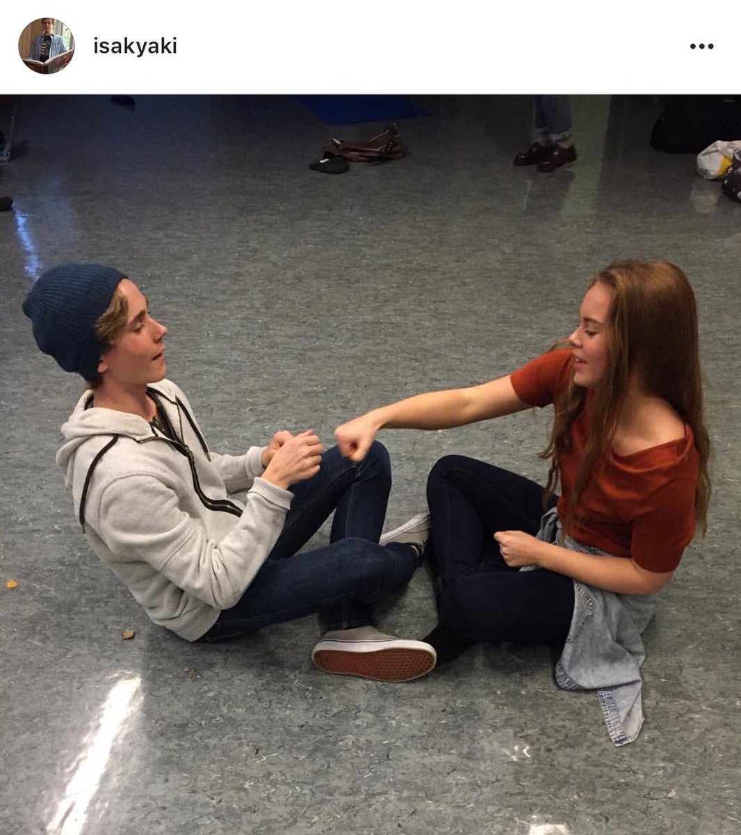 isak and eva's last ever instagram posts were of eachother <3