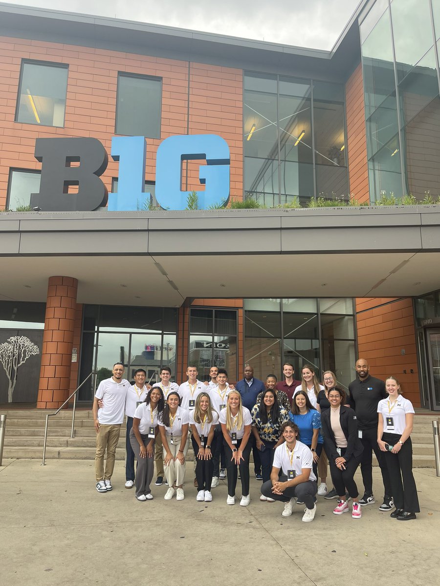 MACC Program (@umichgomacc) on Twitter photo Michigan🤝Big Ten
A great day visiting the <a href="/bigten/">Big Ten Conference</a> HQ and learning from the best in the business!
#ZirinFamilyCareerVenture #GoBlue Michigan🤝Big Ten
A great day visiting the <a href="/bigten/">Big Ten Conference</a> HQ and learning from the best in the business!
#ZirinFamilyCareerVenture #GoBlue