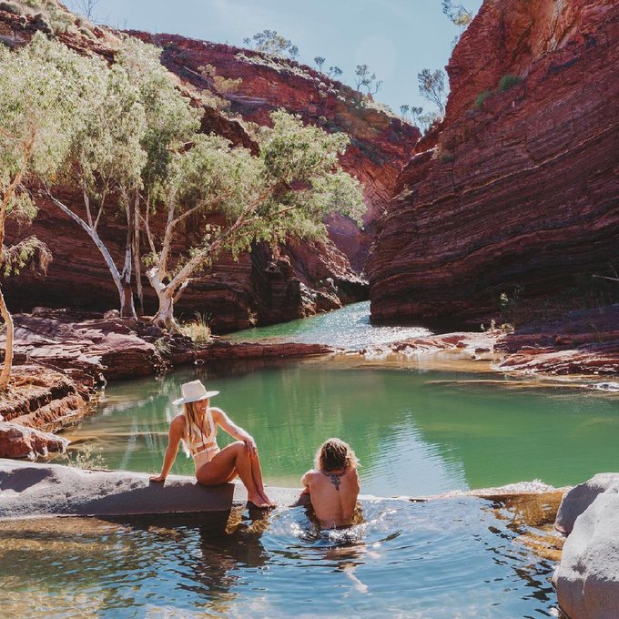 You don't have to ask us twice, @WestAustralia - we're on our way 🏃&zwj;♀️🤩  Kudos to IG/kendallbaggerly<a class="tags" target="_blank" title="On Twitter" href="/?out=eyJ0eXAiOiJKV1QiLCJhbGciOiJIUzUxMiJ9.eyJpYXQiOjE3MjA4MzI3NTUsImlzcyI6InR3cG9ybnN0YXJzLmNvbSIsIm5iZiI6MTcyMDgzMjc1NSwiZXhwIjoxNzUyMzY4NzU1LCJyZWRpcmVjdF91cmwiOiJodHRwczovL3R3aXR0ZXIuY29tL1dlc3RBdXN0cmFsaWEifQ.180ZXXSondVUqpE5197-1Dwffq55AabUVaYGlACQdpOJH9WBfljx9asO5gW3sb3-NyC0x_1emhN5Y3ZvVArDhQ">@WestAustralia</a><a href="/tag/seeaustralia"class="tags"><span>#seeaustralia</span></a><a href="/tag/comeandsaygday"class="tags"><span>#comeandsaygday</span></a><a href="/tag/hamersleygorge"class="tags"><span>#hamersleygorge</span></a>