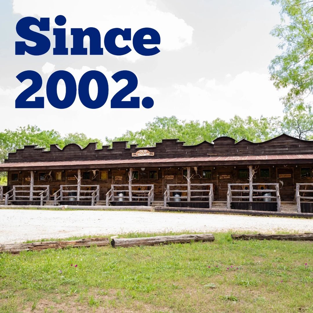 TexasHuntRanch's tweet photo. We've been providing you with the best hunting experience around for over two decades now, #Texas, and we're not looking to stop anytime soon. https://t.co/myg5FybDAV
