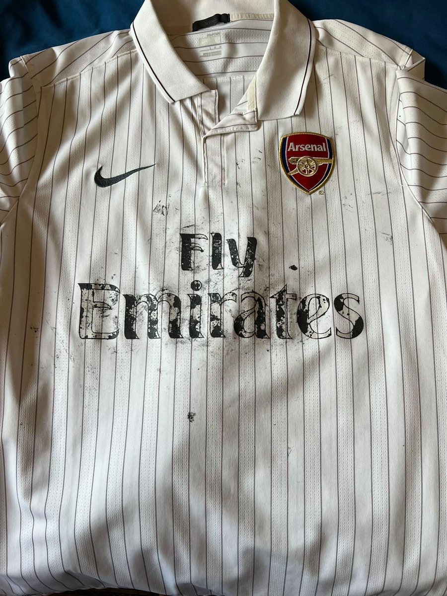 𝕊𝕙𝕚𝕣𝕥𝕤𝕞𝕚𝕥𝕙 tweet media