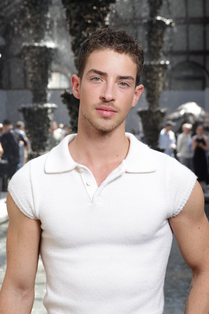 Kit Connor Emmy ® Winner on Twitter "Kit Connor in 4K his hazel eyes