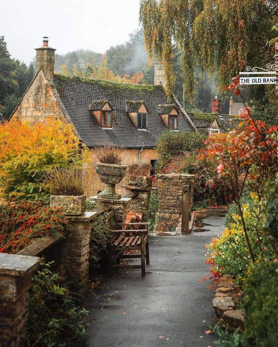The Cotswolds, England 💚🍂💚