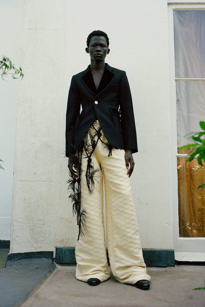 Vogue Runway tweet media