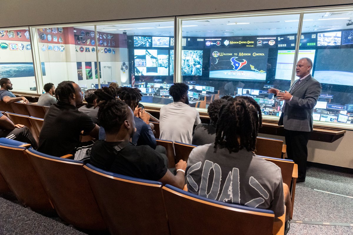 NASAJohnson's tweet photo. From one team to another, we would like to thank the @HoustonTexans for touching down at Johnson Space Center last week. 🏈 https://t.co/wDJYtAWuDS