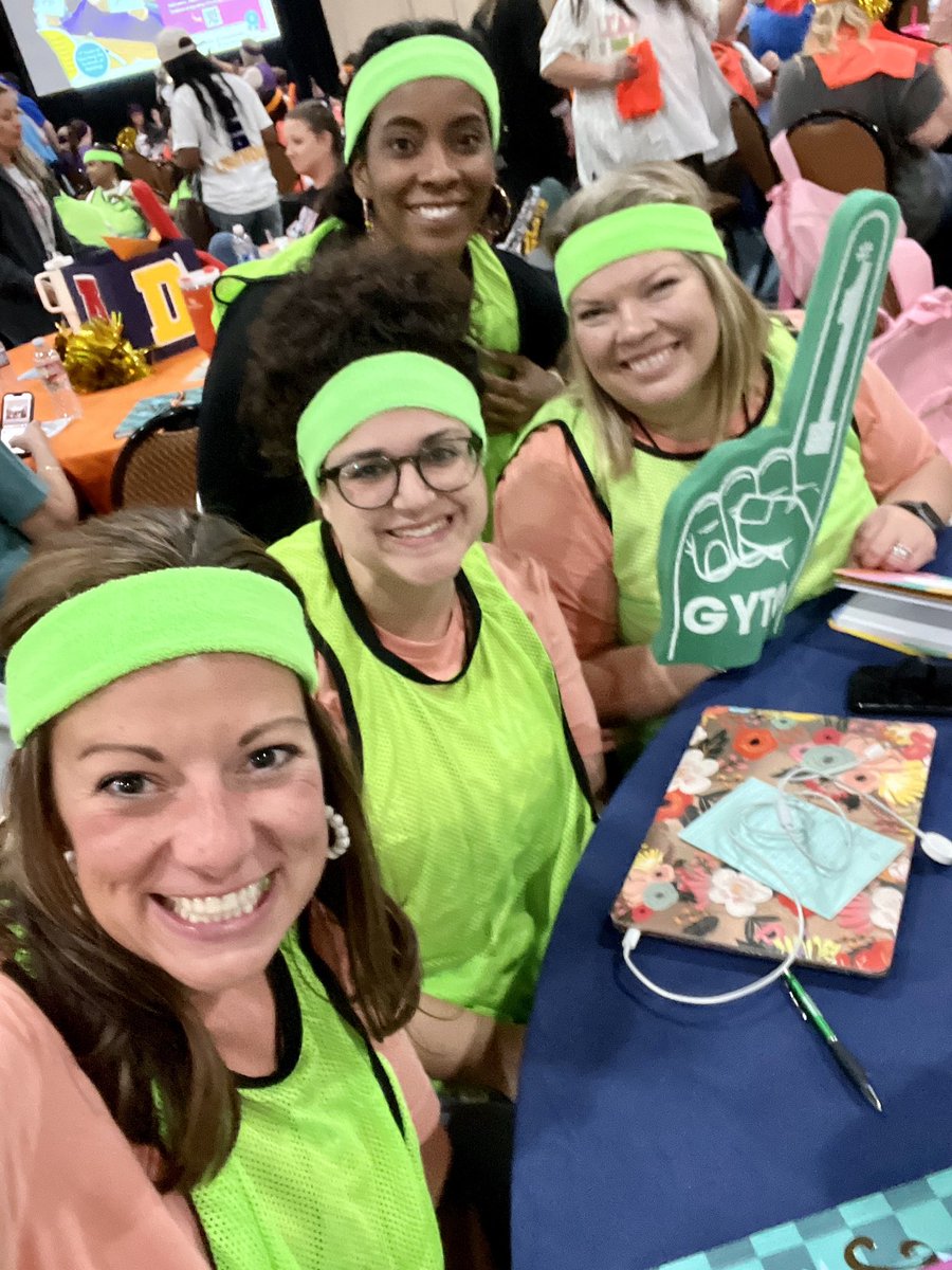 Loved learning with <a href="/_JadeWiseman/">Jade Wiseman</a> from BHS today! ❤️💛 &amp; 💙🤍 @HEBISDpeople are #HEBISDBetterTogether