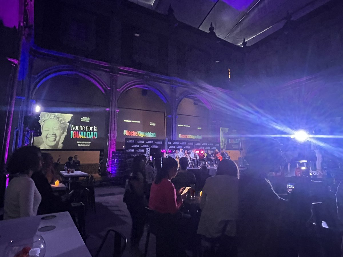 Gracias <a href="/ONUMujeresMX/">ONU Mujeres México</a> por la invitación a celebrar y reconocer los esfuerzos hechos por mujeres y hombres por la igualdad! Solo juntas podremos reducir a mucho menos el tiempo para alcanzarlo (actualmente estimado en 300 años) #nochexigualdad #generacionigualdad