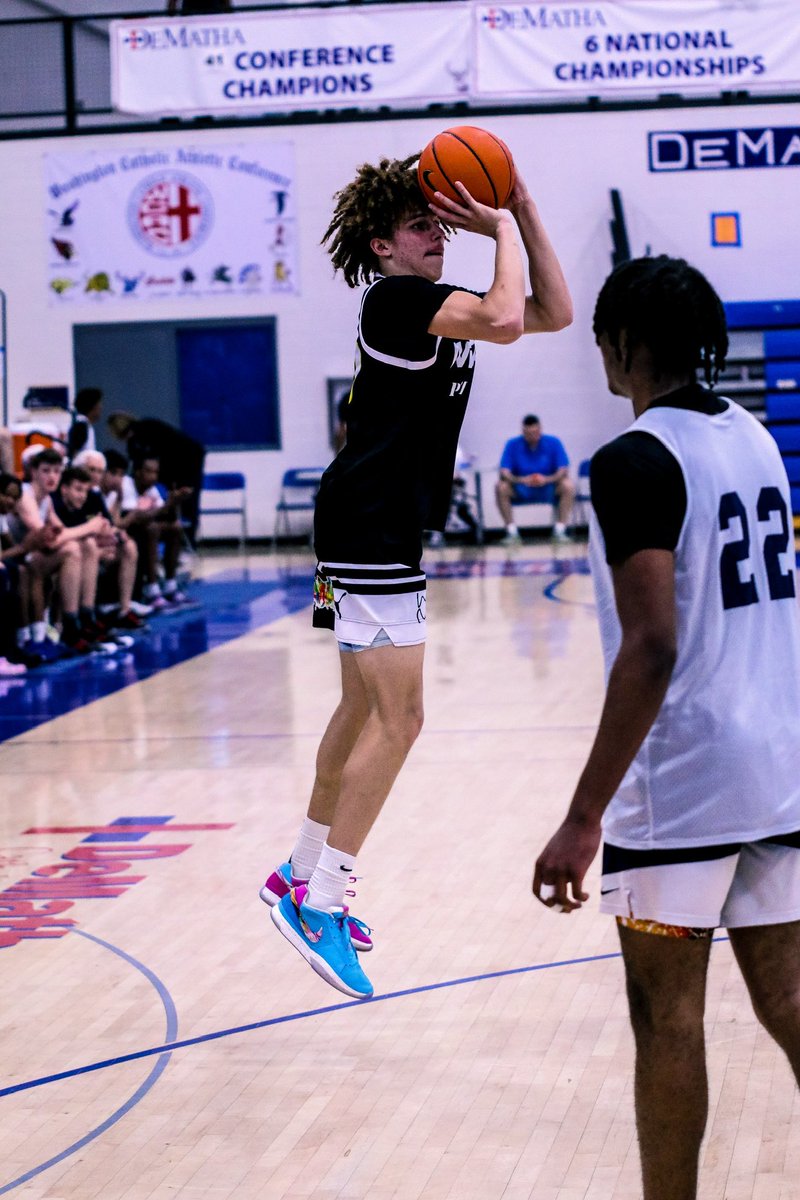 G0LD3NCh1LD22's tweet image. Dominick Stewart @228_dom 📈
2025 6’5 CG @MtZionPrep @MZPAHoops showed out in DMV Live Session ! 
Offers: UTep, ODU, Indiana St., Mount St. Mary’s, NJIT 
#StackGoodDays