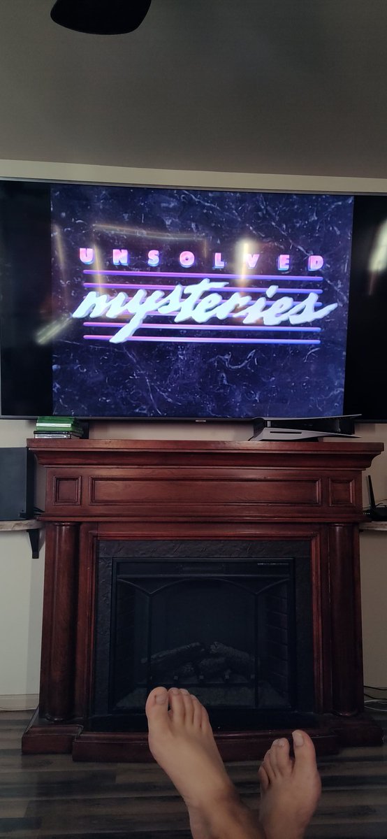 Dodgers are off, let's was some #UnsolvedMysteries @Unsolved