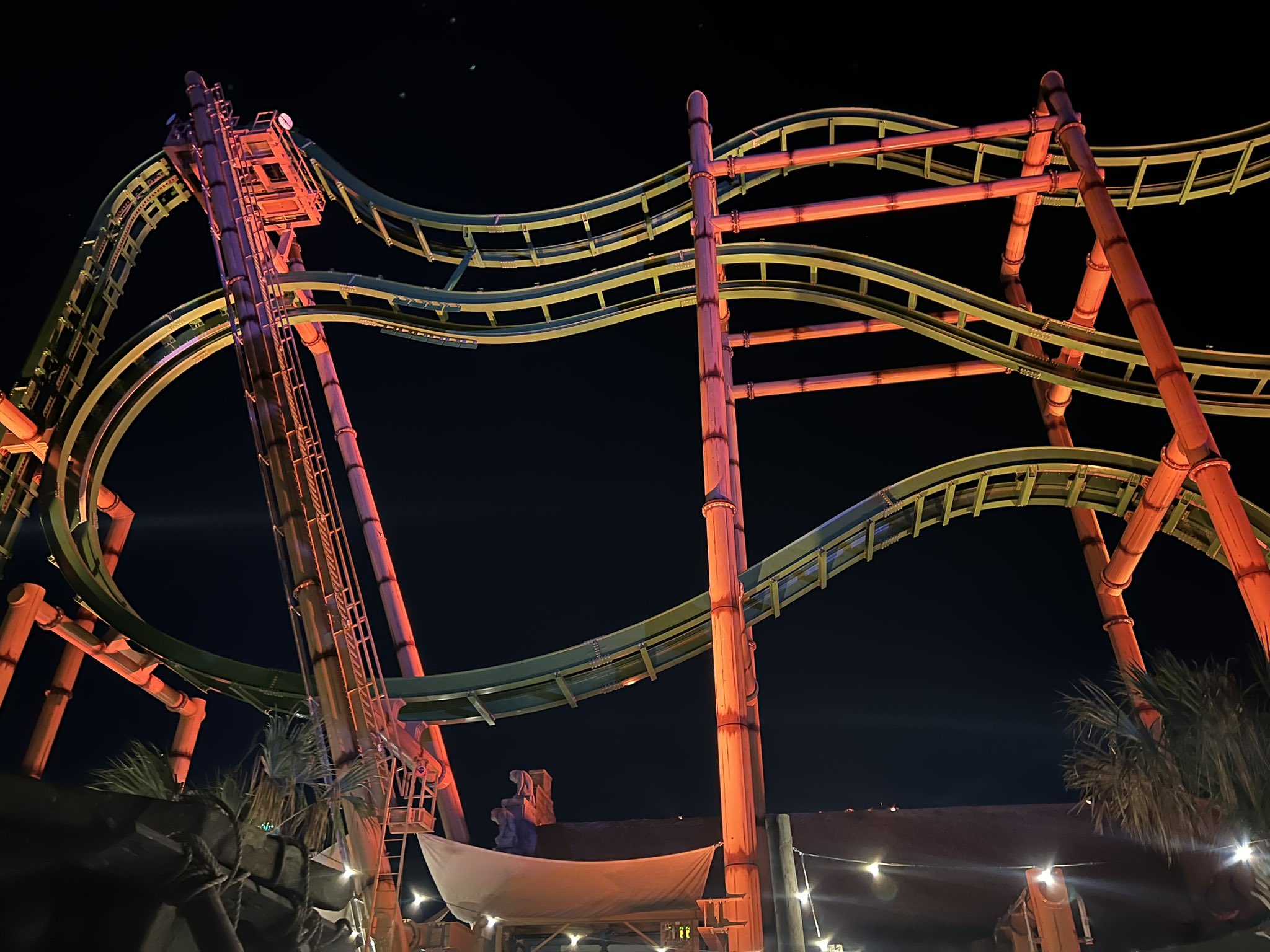Theme Park Worldwide on X: Here's some more photos from our visit to Kings  Dominion in Virginia. It was also great to get multiple re-rides on  Intimidator 305 at night. The last