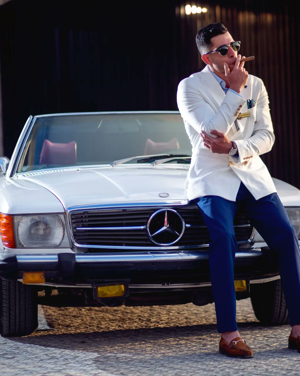 CalisthenicsSw's tweet photo. These photos were taken last week at the Venice Street. We had a lot of fun and we hope you enjoy them too!

.
.

#street #style #Classic #Car #Libya #Benghazi #Tripoli #classiccars #FitnessModel #California #ليبيا #طرابلس #بنغازي #calisthenics #PHOTOS #shots #model #Mercedes https://t.co/tHV1MUkAEO