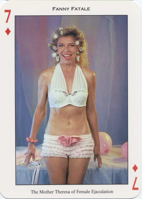 Annie Sprinkle - Deborah Sundahl has left her body. Died of stomach cancer. We were same age. She did lots of great work. Started On Our Backs feminist sex mag which was revolutionary. Taught female ejaculation all around world. I took this photo of her. She was a sweetie. Squirt in power! S.I.P. https://t.co/cJ7gKacLIy