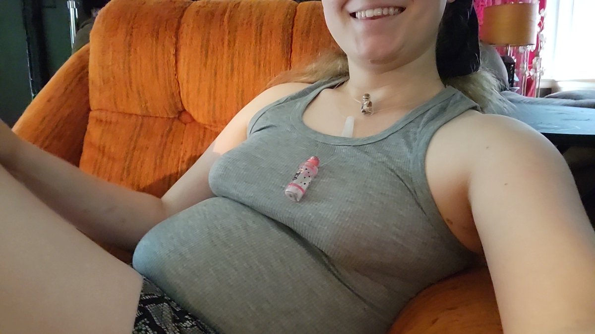 CandyMoth tweet media