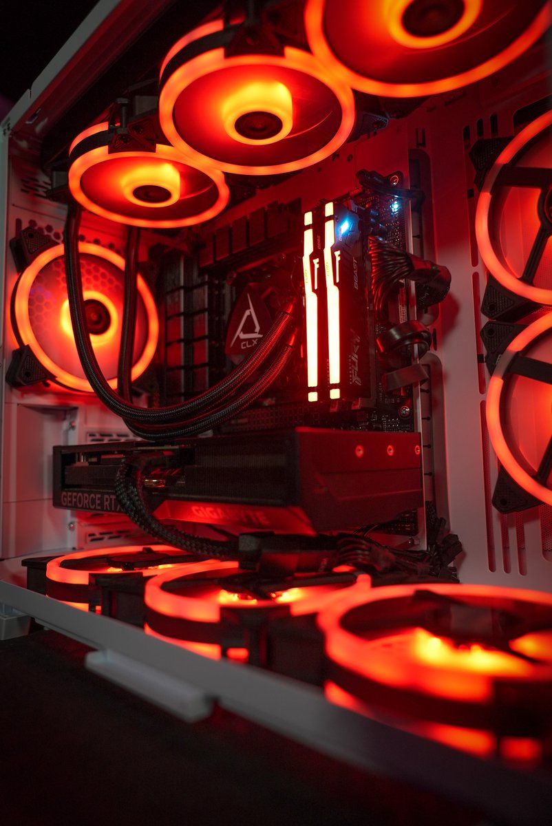 gameglassgg's tweet photo. 🚨GLOBAL GIVEAWAY🚨

Last Few Days to enter the @CLXGaming GIVEAWAY with @ATMOesports @TMThrustmaster @gameglassgg &amp; @tobiigaming for a chance to win a custom ATMO esports designed Scarab PC and gaming bundle!

❤️LIKE
🔁RETWEET
📝TAG A FRIEND

Enter here: https://t.co/mt0qnX1oR2 https://t.co/jSH2GPctQ1