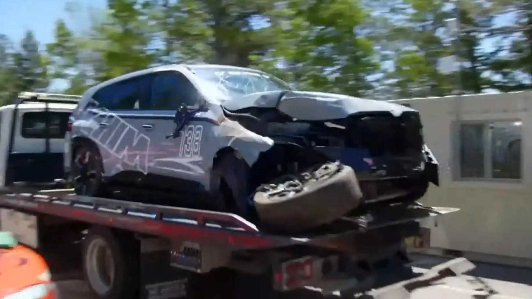 Motor1 on Twitter: "The BMW XM suffered a crash at Pikes Peak while ...