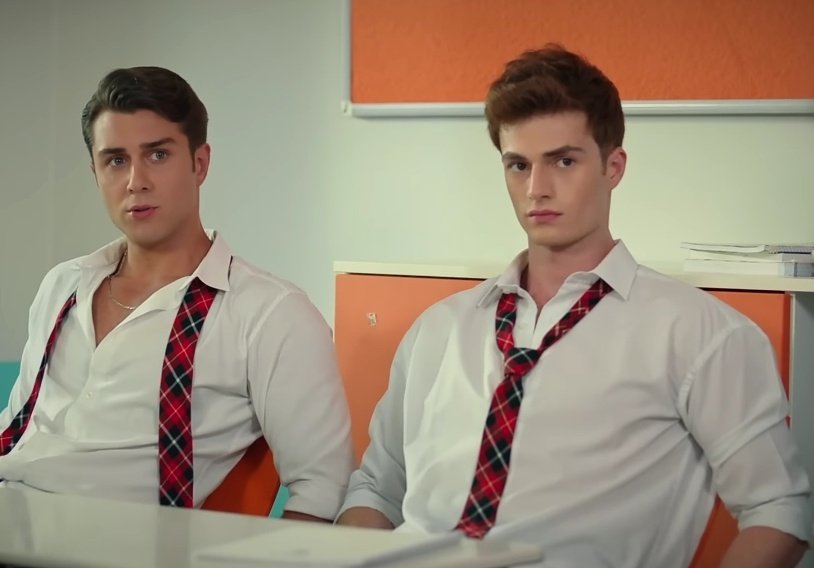 ¿Un poco qué? @asiyehermanos_ #Hermanos26Jun