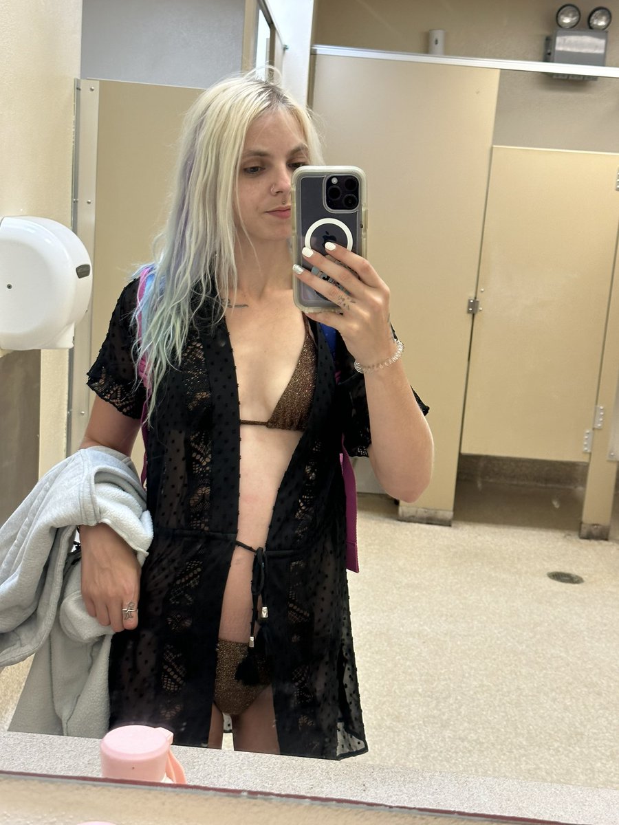 AshleyH04615322's tweet image. Sending out random free trails to some ppl if ya retweet 😘