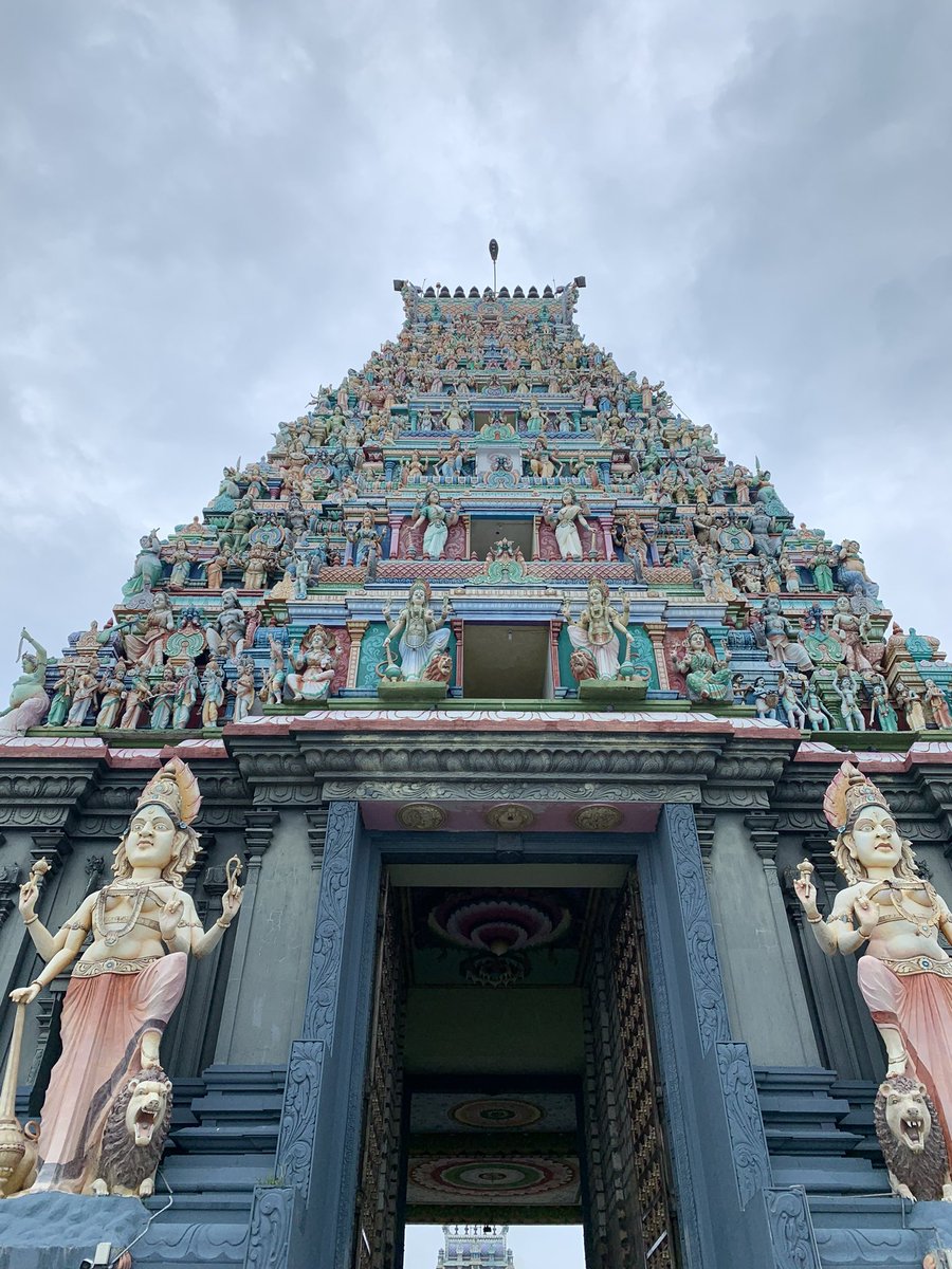 SLTravelCouple's tweet photo. நயினாதீவு நாகபூசணி அம்மன் தேவஸ்தானம்| නාගපූසානි අම්මාන් කෝවිල් | Nainadivu Nagabhusani Amman Devasthanam Nainathivu Jaffna https://t.co/91b6CoSOHM