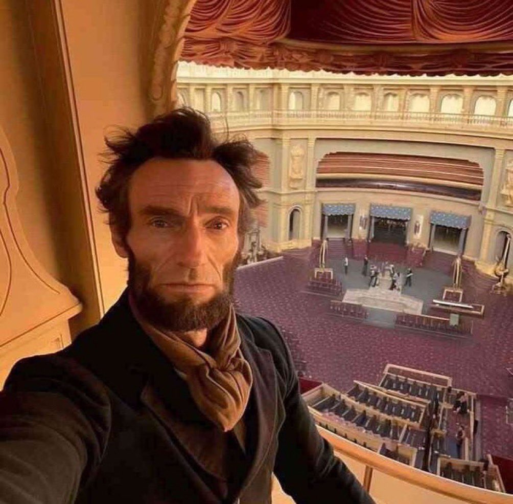 If abraham lincoln was alive today he’d probably he working as a bartender at an alehouse and a top 0.05% the strokes listener. He’d probably have 2 or 3 Twitlongers addressing sexual assault allegations from a 20+ enby polycule