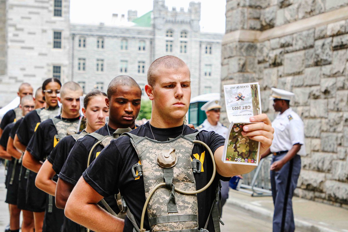 More than 1200 cadet candidates from the Class of 2027 'Move With a Purpose' through R-Day! Stick with it - You got this! #DutyHonorCountry #RDAY2023 #USMA2023 #LongGrayLine #GoArmy

@usarmy | @GoArmy | @SecArmy | @DeanUsma