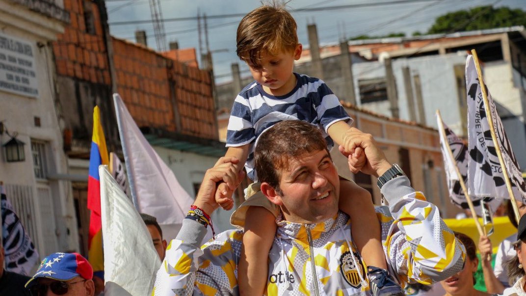 #26Jun con mucha alegría damos inicio a un nuevo recorrido en los Andes tachirenses, iniciando un casa a casa en #Táriba Mcpio. Cárdenas.

Juntos haremos posible la construcción de la Venezuela que soñamos #DemosElPrimerPaso por el futuro 🇻🇪