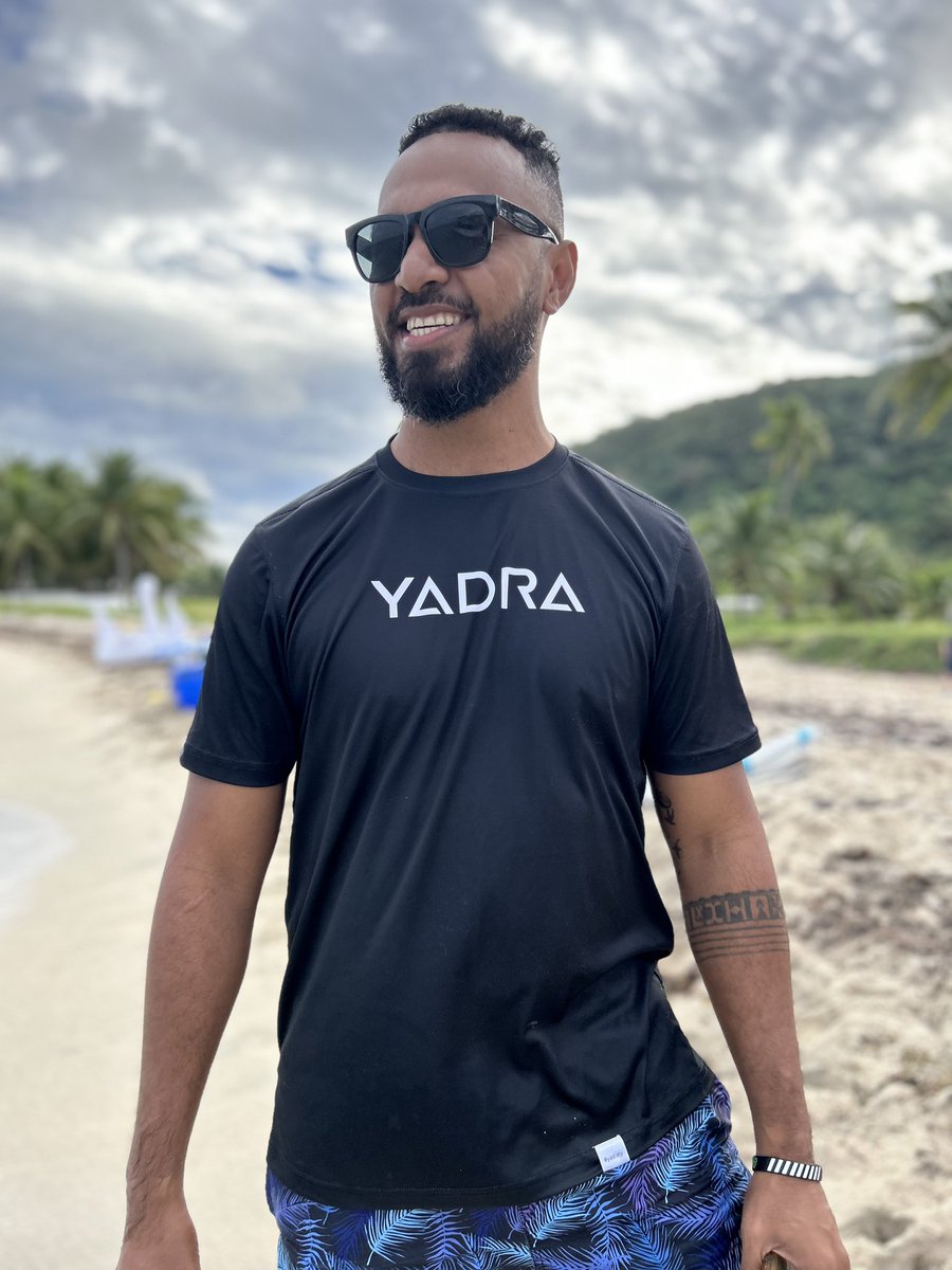 Y A D R A

Did someone order a bright and sunny day? Well…here it is. Happy Tuesday☀️Stay focussed, Stay hydrated, Stay YADRA! 

#yadrafiji #stayyadra #yadratiko #lovelocal #tuesdaymotivation #fijimade #merch #active #casual #fijiislands