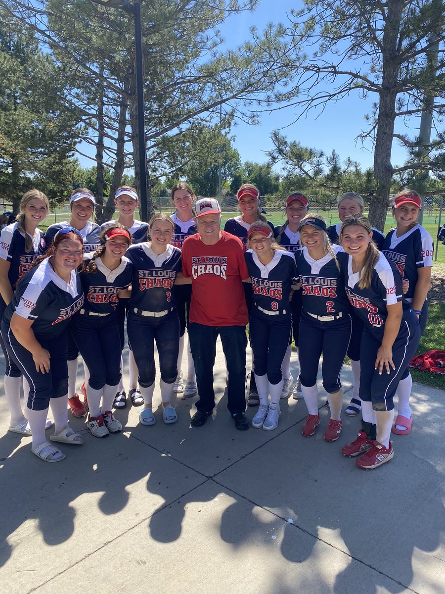 His❤️for <a href="/StLChaos/">StL Chaos</a> &amp; our girls is like no other He lives in Broomfield, CO &amp; has been👀/following our teams for well over the last decade. “Colorado Larry”as we refer to him back home greeted us today for our first 2 games! Larry we appreciate the support all the way here in CO🏔️