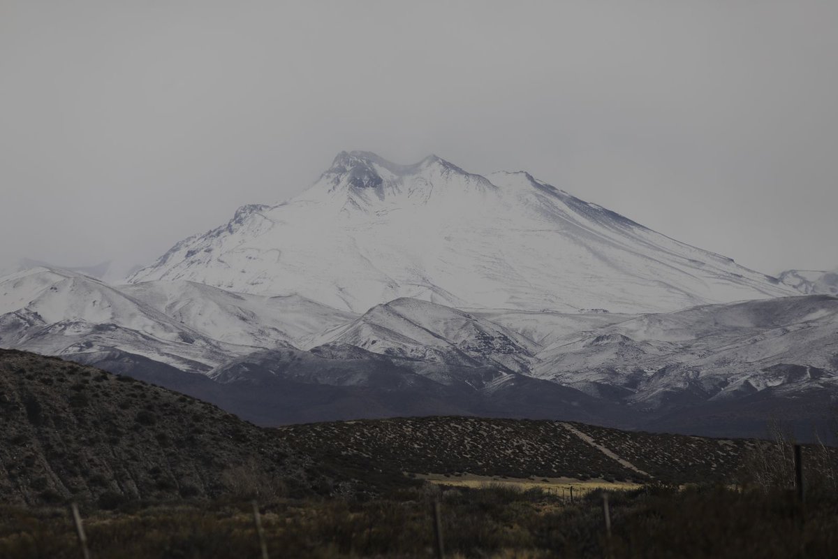 Austral_Diario's tweet photo. Recomendaciones para los habitantes de Alta Montaña por nevadas

Tener leña, alimentos, medicamentos, ropa y equipos operados por batería son algunas de las medidas a seguir.

https://t.co/IArl4FwB4g https://t.co/eJDxoxeIZ8