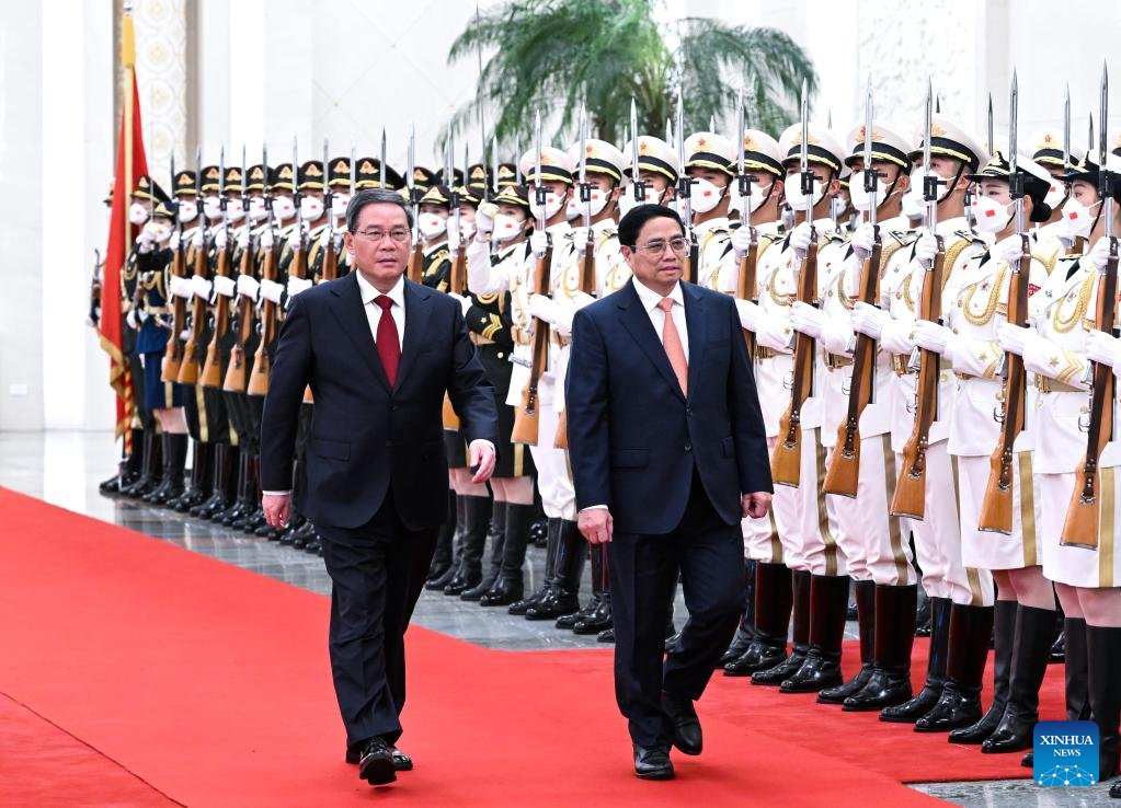 Chinese Premier #LiQiang held talks with visiting Prime Minister of Vietnam #PhamMinhChinh on Monday in Beijing. #China #Vietnam
english.news.cn/20230626/53713…