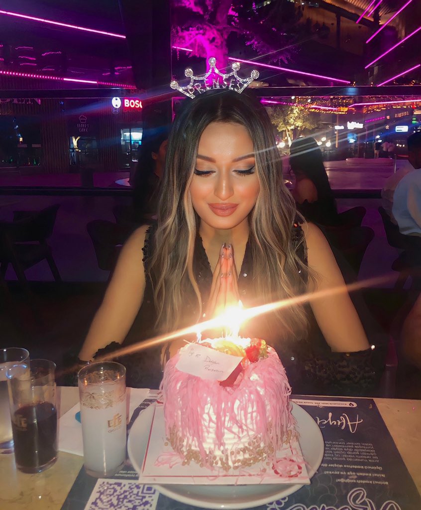 Yeni Yaşım Güzelliklerle Gel🥳🧚🏻‍♀️🙏🏻🤍