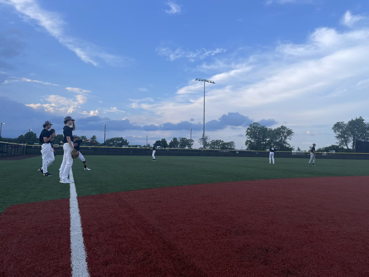 PrepBaseballON's tweet photo. We are 𝙇𝙄𝙑𝙀 🔴 from Cortland, New York with the PBR Canada Selects for the New York State Games.

Stay tuned for coverage of the showcase this evening.

#NYSGames 🇨🇦 https://t.co/iR8kORxka3