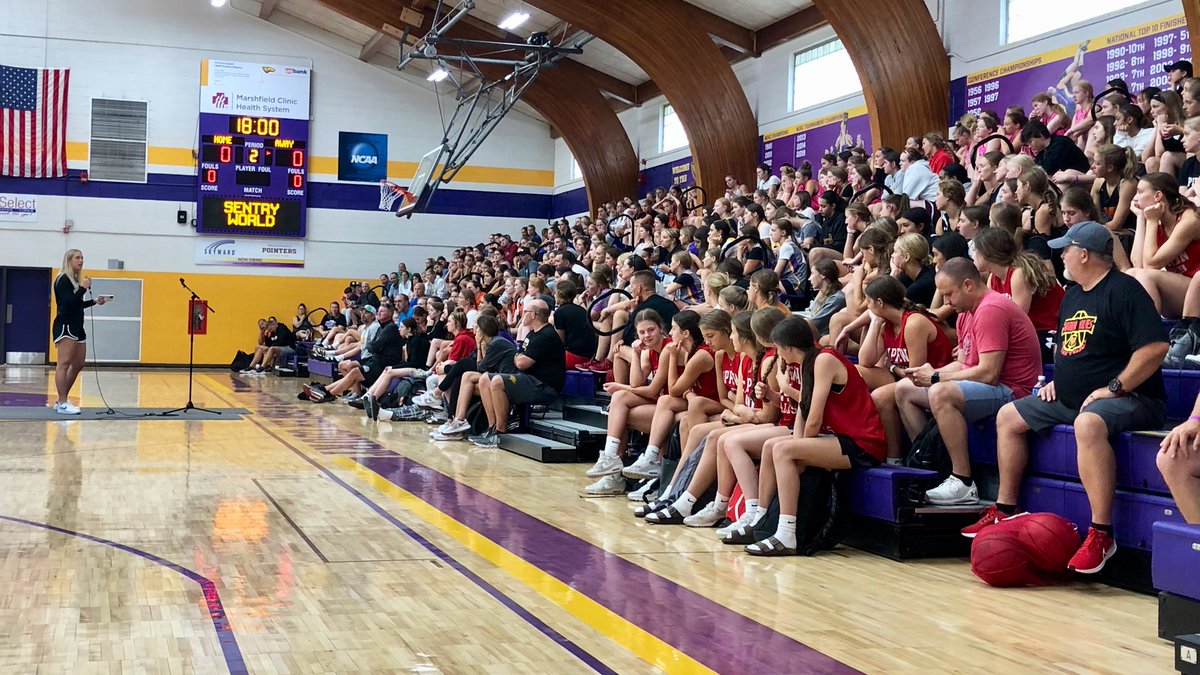 Huge Highlight of afternoon session was listening to <a href="/JL21_/">Jessica Lindstrom</a> &amp; learning so many life lessons beyond 🏀…

Hearing <a href="/gbphoenixwbb/">Green Bay Women’s Basketball</a> royalty 👑 speak on hustle, heart, and determination just hit different.!.!.!

“The words you speak, become the house you live in.” 🟣 #Pointers 🟡