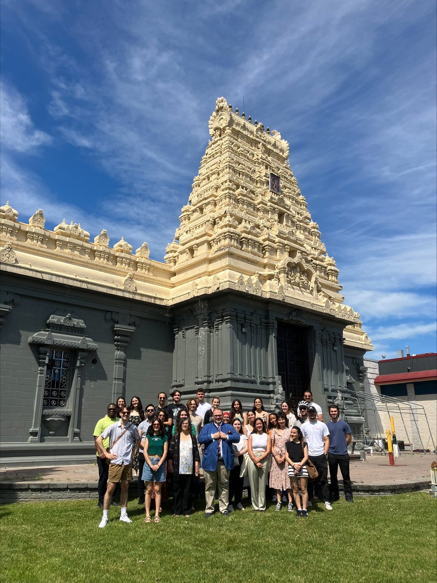 CÉRIUM (@ceriudem) on Twitter photo L’école d’été “Géopolitique et religion” sort des murs de l’<a href="/UMontreal/">Université de Montréal</a>. Sur le terrain, en visite au temple Thiru Murugan. L’école d’été “Géopolitique et religion” sort des murs de l’<a href="/UMontreal/">Université de Montréal</a>. Sur le terrain, en visite au temple Thiru Murugan.