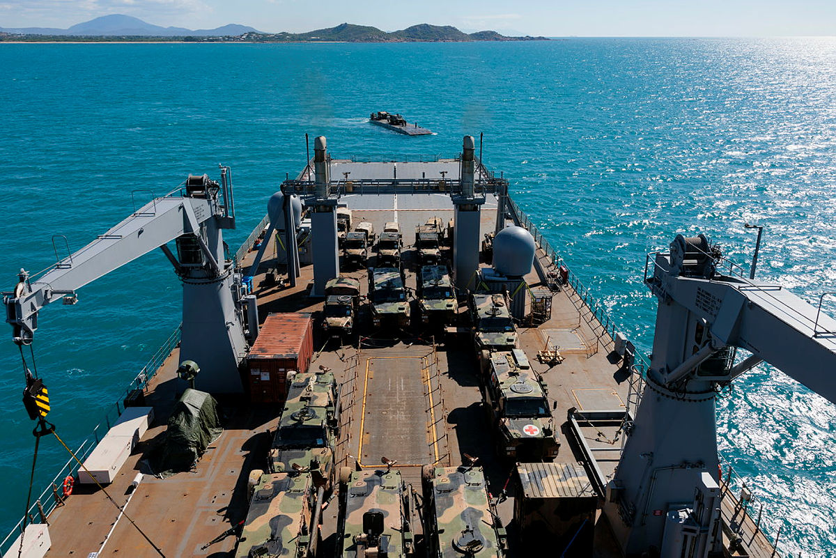 zbz555's tweet photo. More great pics of @Australian_Navy & @AustralianArmy units performing landings, helo-casting and other air ops during #ExSeaExplorer23 out today. Latest galleries: https://t.co/VoHYlWNoj1
https://t.co/mHk0iB85zB
https://t.co/DTRJun9Qcg
https://t.co/5qst01cEIs https://t.co/Mvm7iyBaZd