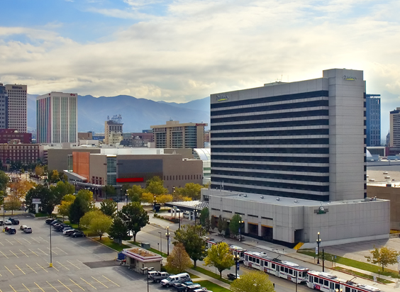 Rock out with Hayley when Paramore performs at @vivintarena July 27th. 🤘

Then stay with us just next door! #ThisIsWhy we love being in the heart of downtown Salt Lake City.

📸: Jenn Five

#paramoreontour #vivintarena #radissondtwnslc #downtownslc #simplydelightful