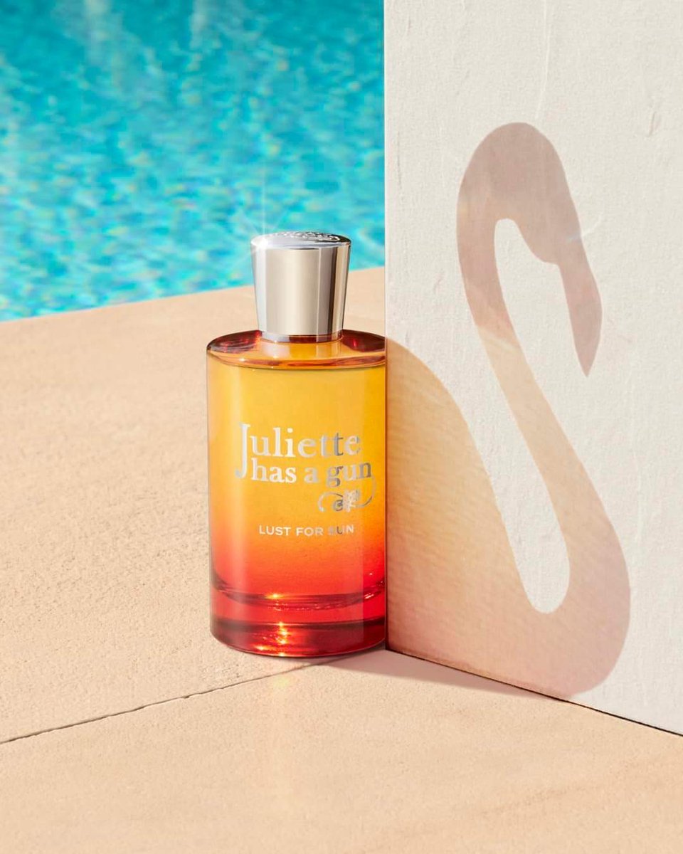francevisiting's tweet photo. https://t.co/Lzcbzo9BQr
As #summer approaches, @JulietteHasaGun has #LustForSun. An #EauDeParfum full of surprises 🌞 #PerfumeReview #JulietteHasAGun #Perfume #Ambroxan #Monoi #RomanoRicci #Parfum #NichePerfume #ParfumDeNiche #Fragrantica #fragrance #JHAG #FashionWeek #Summer23 https://t.co/ZCBXpskGJp