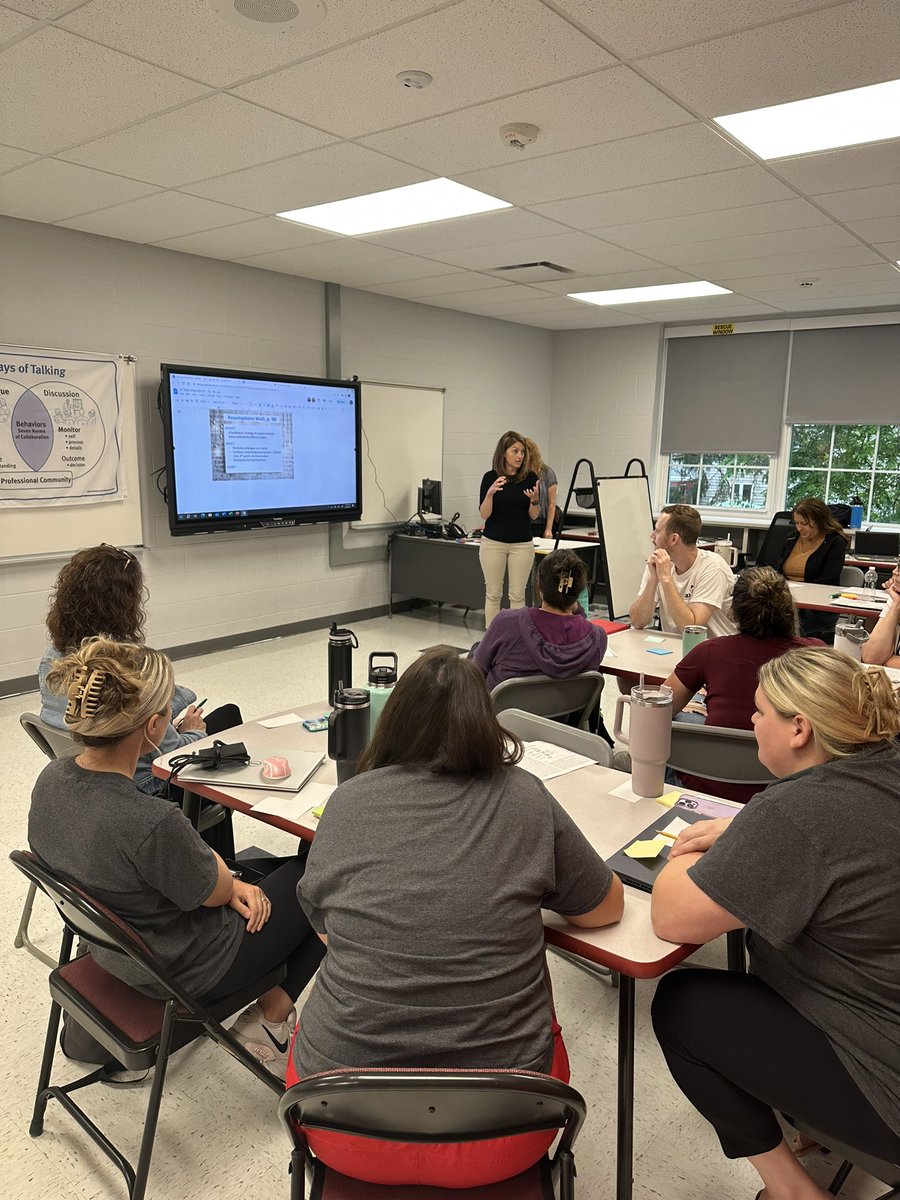 Tom Curry tweet media