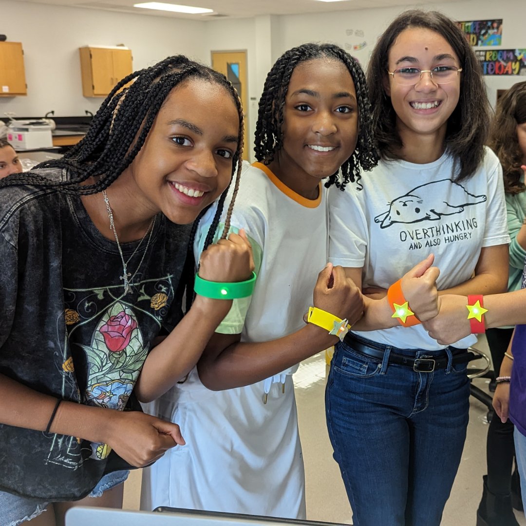 Circuit bracelets: it's stylish science! Just one of many projects that campers got to do today on the first day of Shell Venture Energy Camp! ⚡️😎
#energyventurecamp #makethefuture #centralcreativity #camptogo