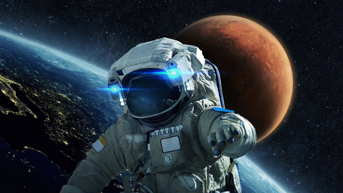 .<a href="/elonmusk/">Elon Musk</a> How long will it be before we can finally see Mars up close? 
Mars is a planet which is far away but still seems close.

We stand forever. Dream big, forever. Loyal forever. 

WE ARE EVERMARS🚀🔴

#EVERMARS #UNITED #MARSMISSION #X1000