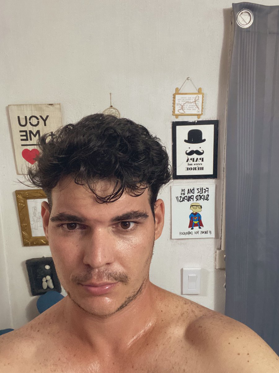 iBriar_'s tweet photo. No, no soy papá. 😼 https://t.co/ZTnYh6VpIx