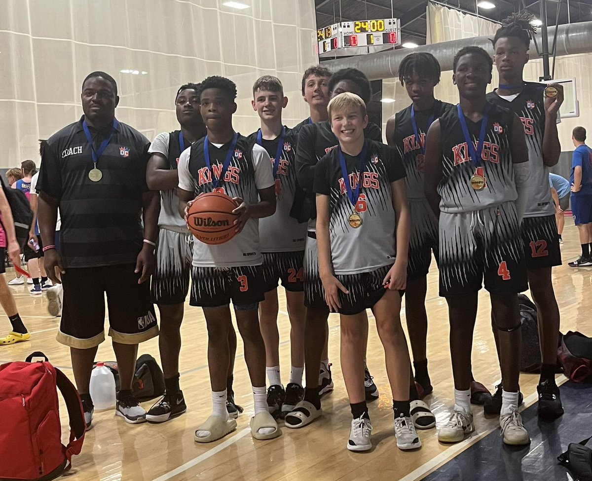 GarrettOutlaw30's tweet image. DC Kings 2027 Black take 🥇 at the MAYB Challenge. @DCSportsDenton #developmentmatters #trusttheprocess