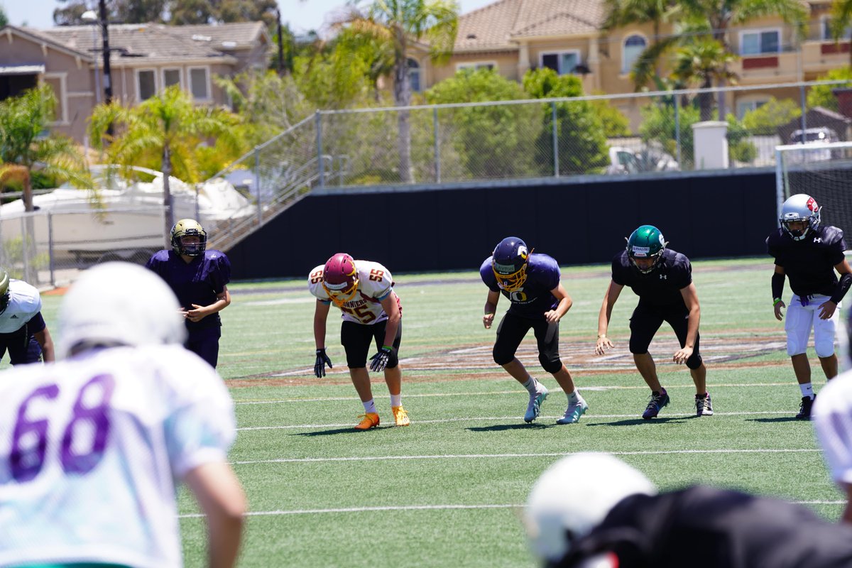 ArmyNavyAcademy's tweet photo. First day of football camp today for Offense-Defense on campus at Army and Navy Academy. Drills and skills training since the morning and still going at it!
#ODNATION #odfootballcamps #summercamp https://t.co/7QLGZZZcSD
